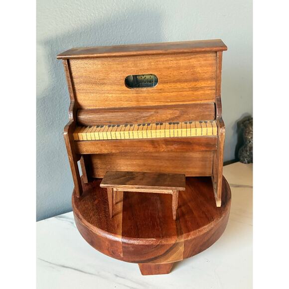 Vintage Reuge “Blue Danube” Piano Music Box – Handcrafted Wood – Working – Lean - Picture 3 of 7